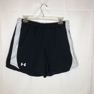 Under Armor Women’s Shorts, size L, gently used